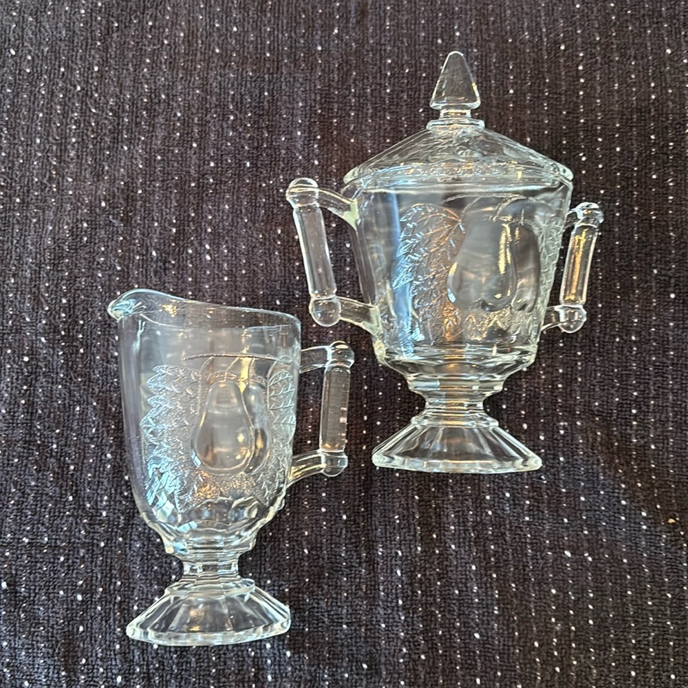 Vintage 1950’s Jeannette glass pear sugar and creamer set.
